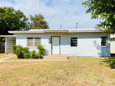 Main picture of 2511 40th St