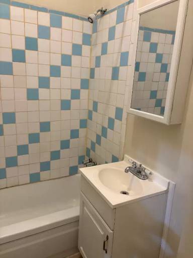 Main picture of 4716 Cedar Ave