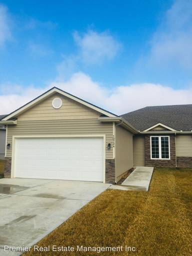 Main picture of 10724 E 46th Ter