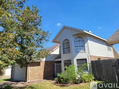 Main picture of 3131 Meadway Dr
