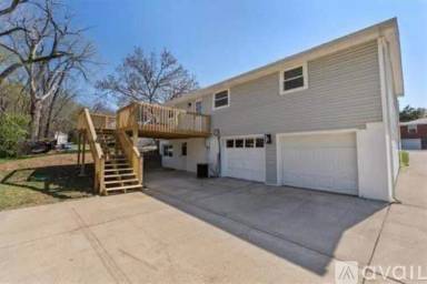 Main picture of 28 Misty Springs Cir