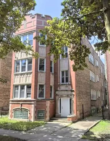 Main picture of 7726 S Kingston Ave