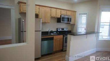Main picture of 1379 Commonwealth Ave Apartments
