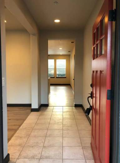 Main picture of 1575 Eto Cir
