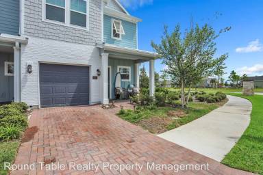 Main picture of 30 Appleton Ct