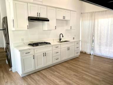 Main picture of 720 Coronado Ave