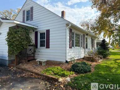 Main picture of 816 Fillmore St SE