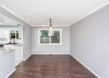 Main picture of 4087 NE 4th St