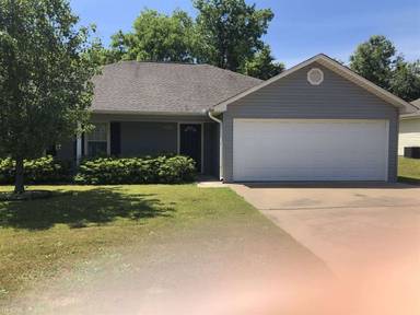 Main picture of 103 Wintergreen Ct
