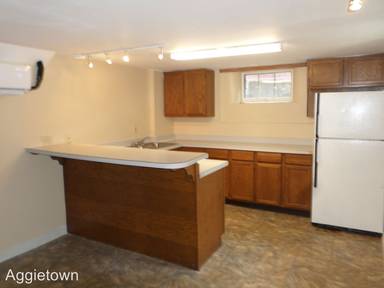 Main picture of 801 Fremont St