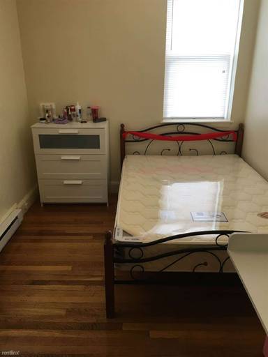 Main picture of Westland Avenue And Mass Ave