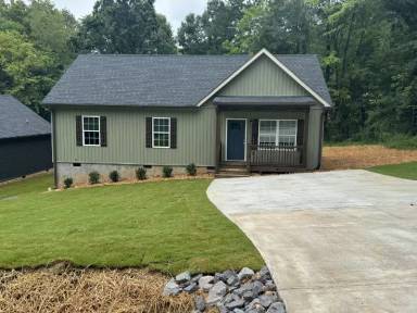 Main picture of 158 Drake Rd