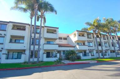 Main picture of 3830 Avenida del Presidente