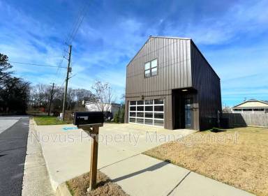 Main picture of 153 Minden Pl