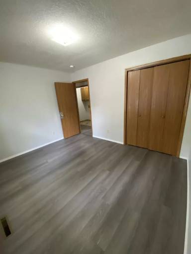 Main picture of 1547 N Colgate Ave