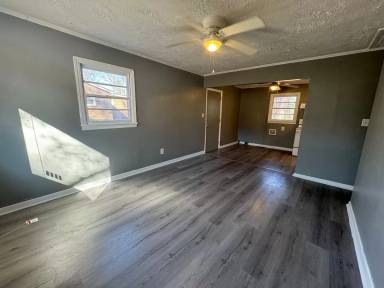 Main picture of 2302 Vestal Ave