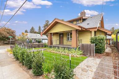 Main picture of 3246 NE 57th Ave