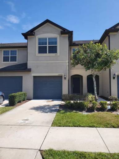 Main picture of 10859 Corsican St