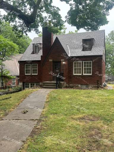 Main picture of 1848 Oakland Ave