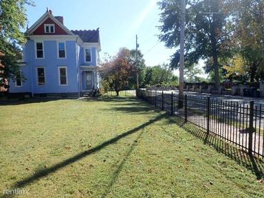 Main picture of 102 1st Ave