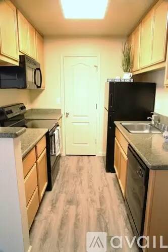 Main picture of Westdale Commons Apartments