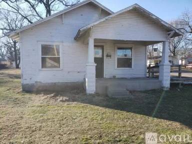 Main picture of 1517 E North St