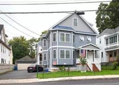 Main picture of 70 Berkeley St
