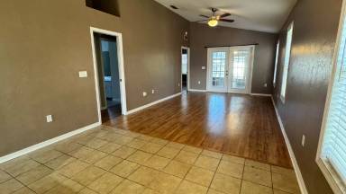 Main picture of 2122 NE 39th Ave