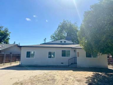 Main picture of 2518 Shaft St