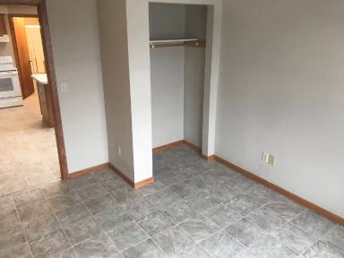 Main picture of 119 Worden Ave E