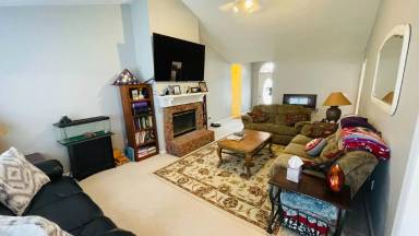 Main picture of 292 Chinaberry Ct