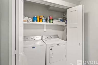 Main picture of 102 Ingram Pl