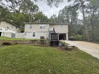 Main picture of 1353 5th Pl NW