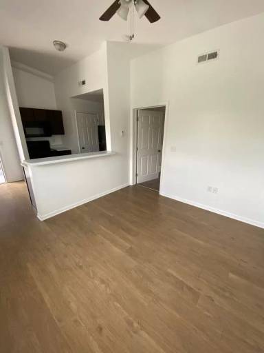 Main picture of 404 Jefferson St