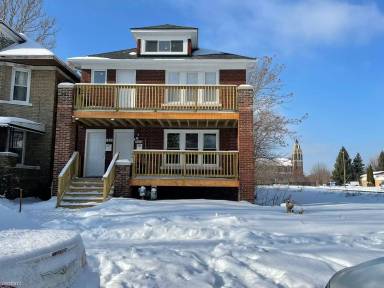 Main picture of 7633 Woodrow Wilson St