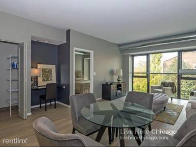 Main picture of 211 W Scott St