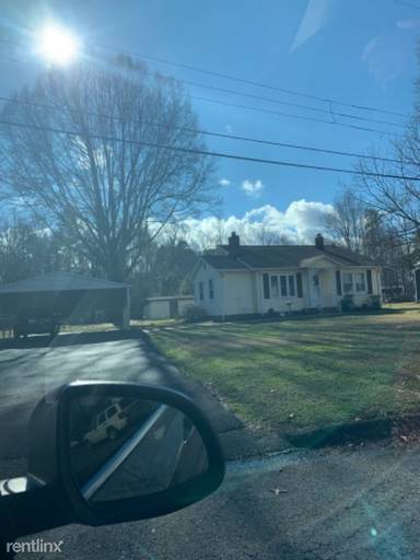 Main picture of 2437 Rogers Ave