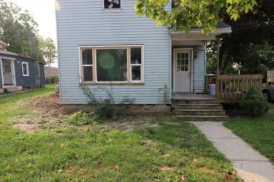 Main picture of 157 E Butler St
