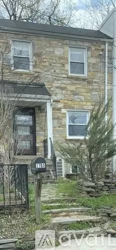 Main picture of 1705 Price St