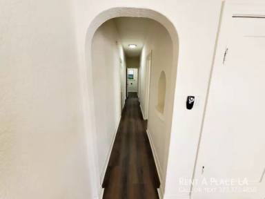 Main picture of 2507 1/2 Cincinnati St