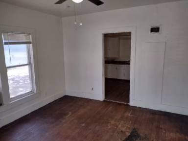 Main picture of 1810 Avenue R