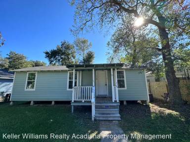 Main picture of 118 N 11th St