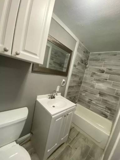 Main picture of 3332 Rutledge St