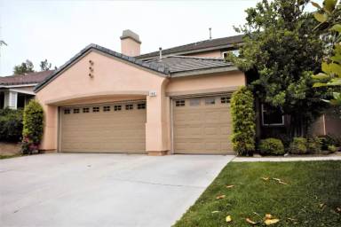 Main picture of 27497 Bottle Brush Way
