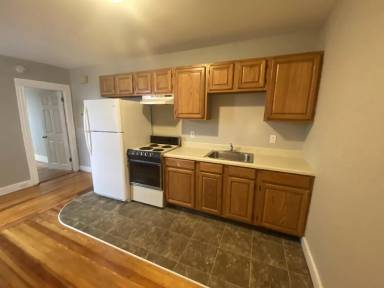 Main picture of 109 Lafayette Sq