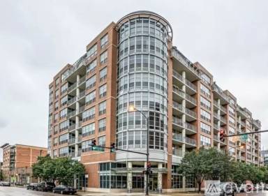 Main picture of 1148 W Monroe Condo