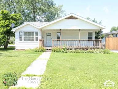 Main picture of 3244 Wallace Ave