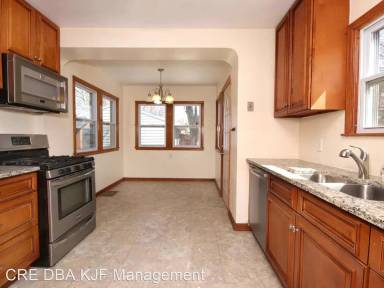 Main picture of 3600 Quail Ave N