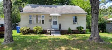 Main picture of 301 Dobson St