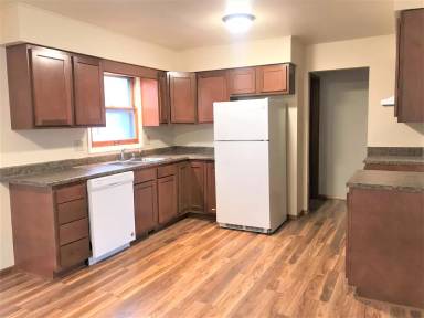 Main picture of 2841 Coolidge St
